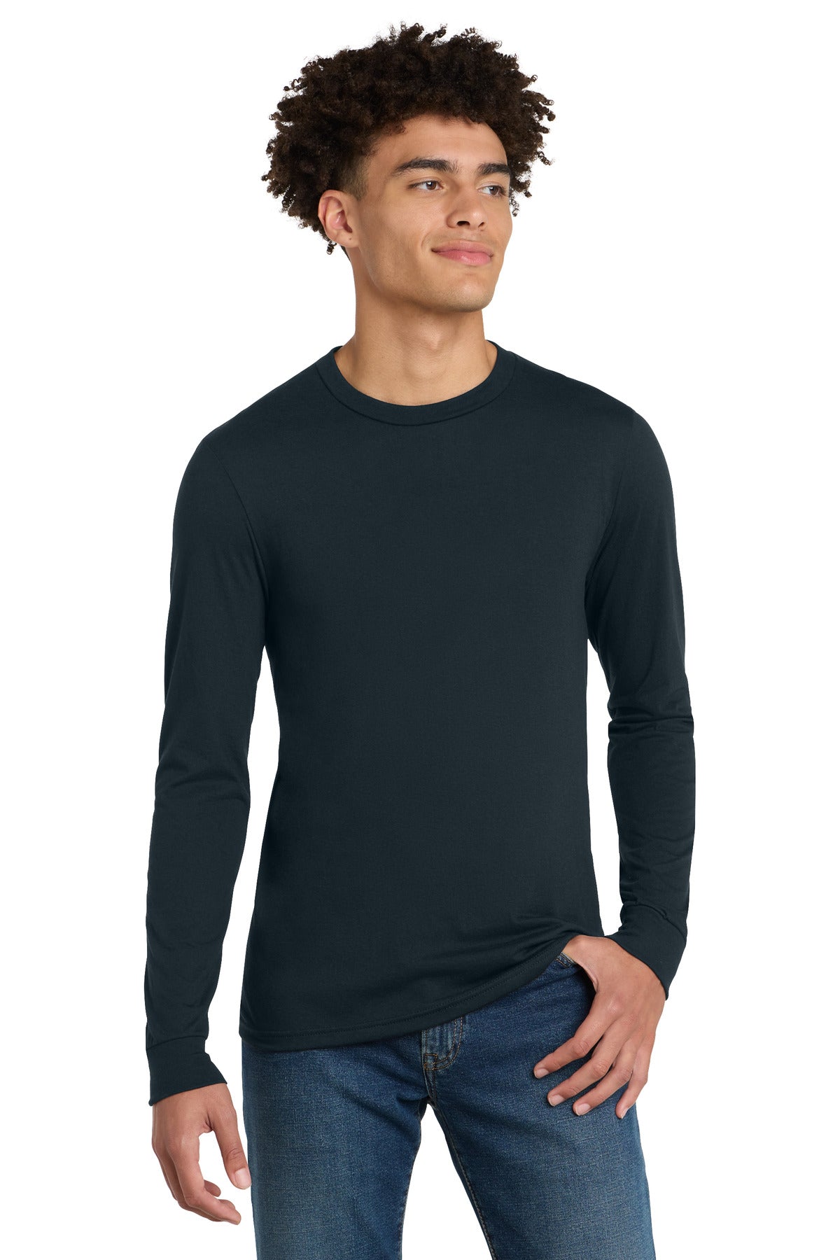 District ® Perfect Tri ® Long Sleeve Tee . DM132