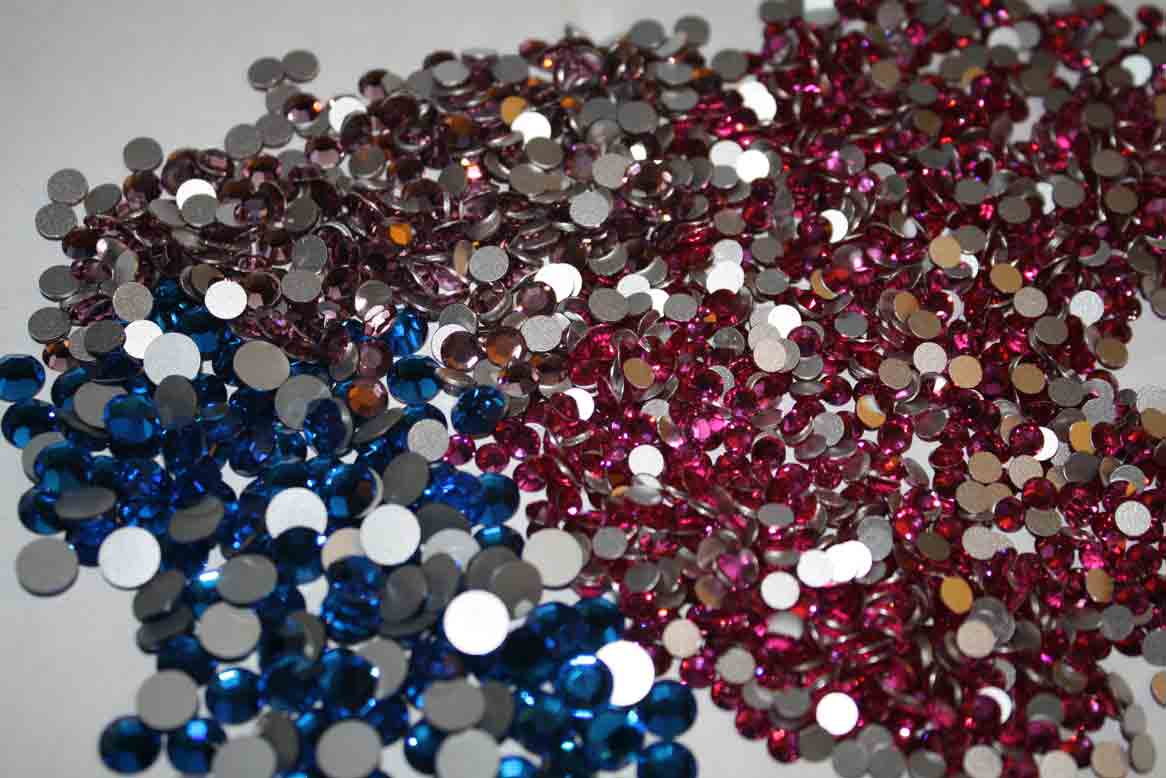 Hotfix Rhinestones and Prom Dresses: Add Sparkle to a Magical Night - ColDesi Hotfix Rhinestones and Prom Dresses: Add Sparkle to a Magical Night - ColDesi